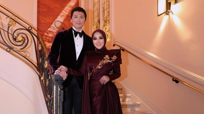 Reino Barack ungkap rasa bangganya kepada Syahrini (Instagram)