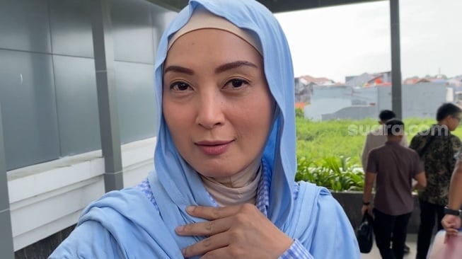 Hadiri Panggilan Pengadilan Soal Sengketa Mobil, Della Puspita Ogah Temui Qemil Zain