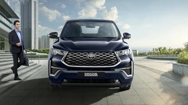 Seanggun Alphard, Selengkap Lexus, Pesona Innova HyCross Edisi Eksklusif Sulit Ditolak (toyotabharat)