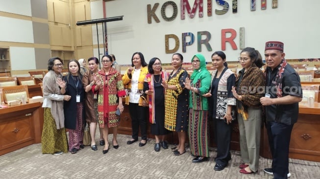 DPR Didesak Kawal Agar Eks Kapolres Ngada Segera Diadili: Harus Dihukum Berat dan Kebiri Kimia!