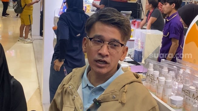 Ruben Onsu ditemui di kawasan Kuningan, Jakarta Selatan, Selasa (20/5/2025). [Adiyoga Priyambodo/Suaracom]