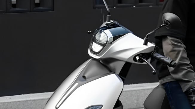 Lebih Murah dari Scoopy, Mesin Bertenaga: Intip Pesona Honda NWM125 yang Punya Tampang Retro
