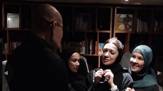 Deddy Corbuzier melayat ke rumah Najwa Shihab (Instagram)