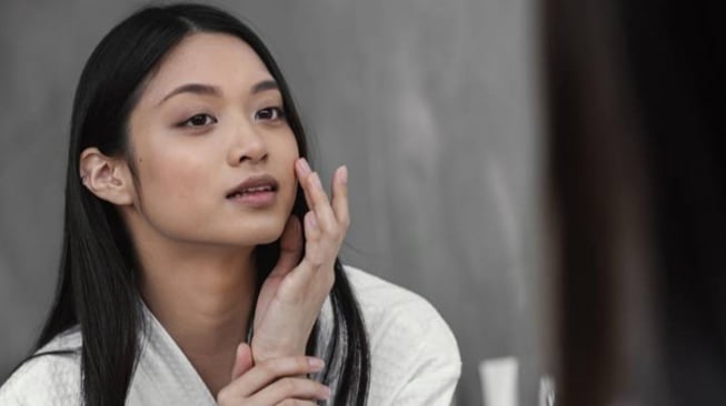 Tak Cuma Niacinamide, Ini 9 Kandungan Skincare yang Efektif Atasi Kulit Kusam