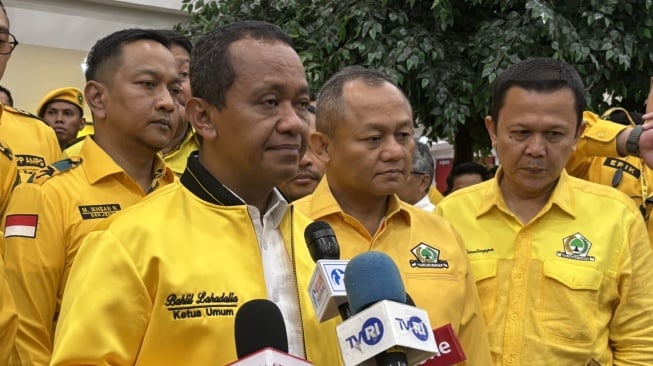 Jokowi 'Ngelirik' Kursi Ketum PSI, Bahlil Lahadalia: Nggak Boleh Komentari Partai Lain