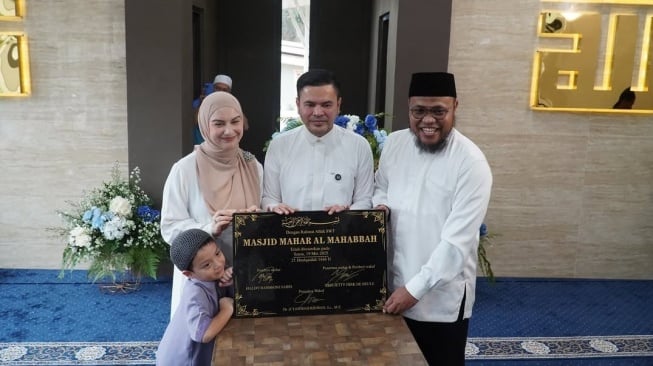 Menilik Mahar Masjid untuk Irish Bella yang Akhirnya Diresmikan, Sahkah menurut Hukum Islam?