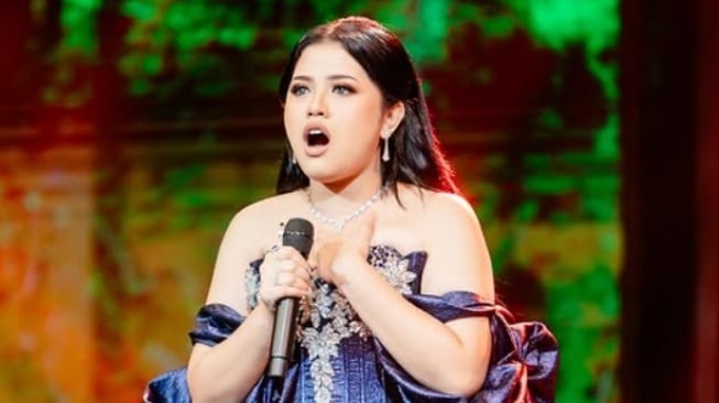 Jadi Juara Indonesian Idol 2025, Shabrina Leanor: Ini Buat Ibuku di Surga