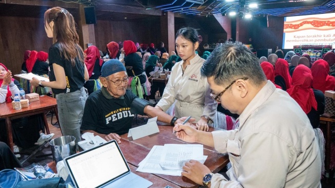 Ilustrasi Pemeriksaan Hipertensi (Dok. Holywings Peduli)