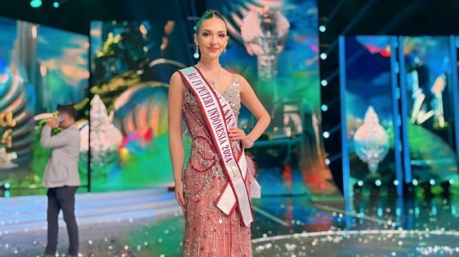 Sosok Ghina Raihanah, Adik Tsania Marwa yang Dipacari Putra Semata Wayang Najwa Shihab