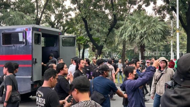 Tuntut Penyelesaian Tragedi 1998, 93 Mahasiswa Trisakti Digelandang ke Polda Metro Jaya