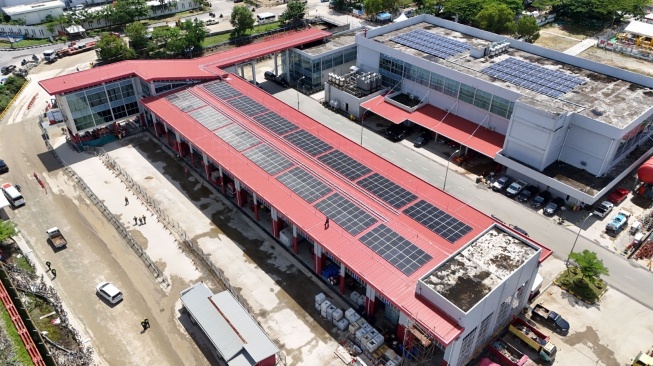 Pertamina Resmikan PLTS Atap Terbesar untuk Perkuat Komitmen Energi Ramah Lingkungan