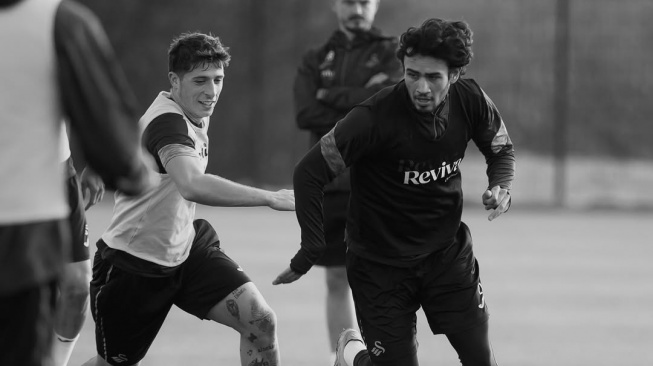 3 Dampak Positif Nathan Tjoe-A-On Dipertahankan Swansea City