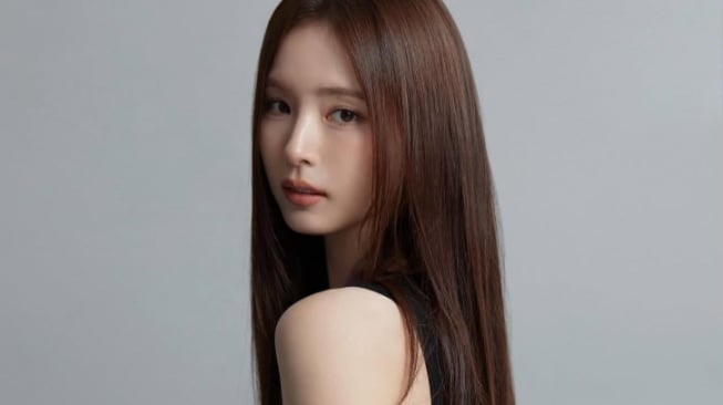 Tampil Menawan Lewat 4 Ide OOTD Elegan ala Shin Se Kyung Ini