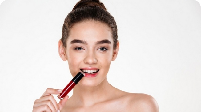 5 Rekomendasi Lip Tint Murah tapi Bagus: Tampil Fresh Tanpa Bikin Dompet Tipis!