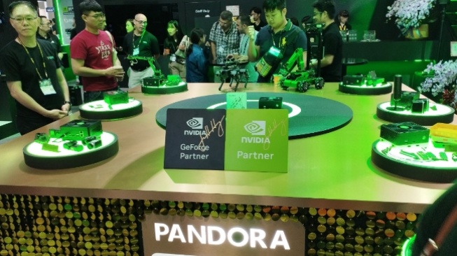 COMPUTEX 2025 - Palit tidak hanya memamerkan kartu grafis gaming, namun juga Pandora yang memanfaatkan NVIDIA Jetson. [Suara.com/ Agung Pratnyawan]