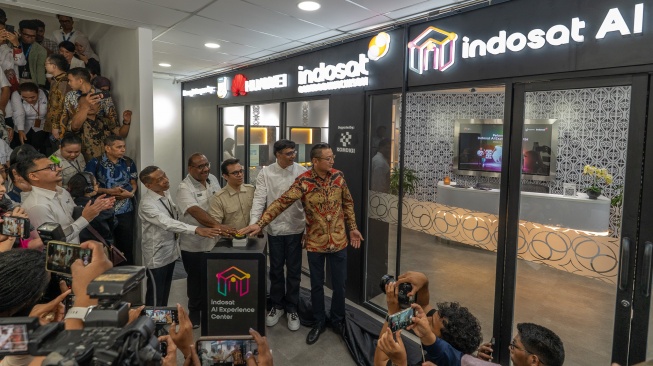 Indosat menghadirkan AI Experience Center di Jayapura, Kamis (22/5/2025). [Indosat]