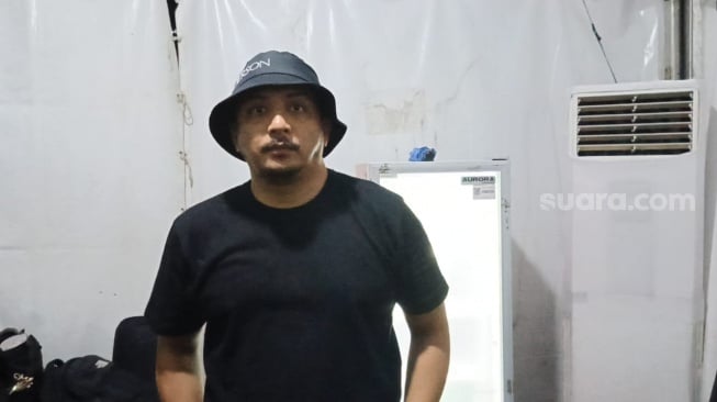 Aksi panggung Sal Priadi pada acara Soundfest 2025 di Jiexpo Kemayoran, Jakarta Pusat, Jumat, 23 Mei 2025. [Suara.com Rena Pangesti]