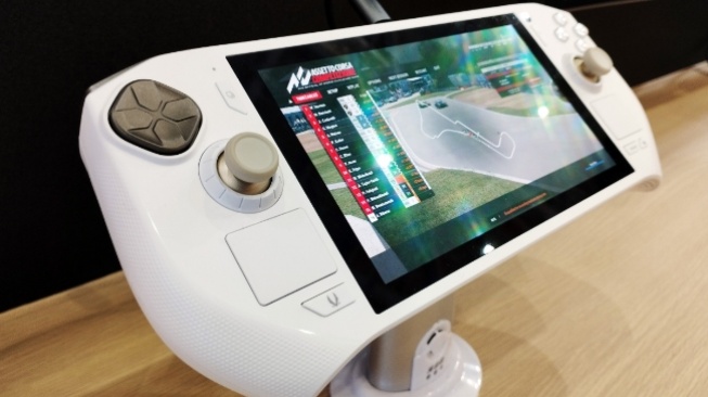 COMPUTEX 2025 - Zotac Zone Gaming. [Suara.com/ Agung Pratnyawan]