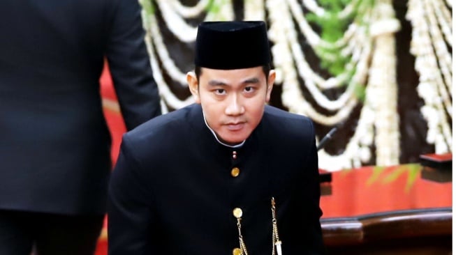 CEK FAKTA: Benarkah Gibran Bagi-bagi Uang Rp 25 Juta untuk Bayar Utang?