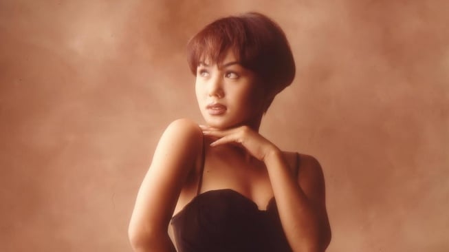 Yuni Shara unggah foto lawasnya (Instagram)