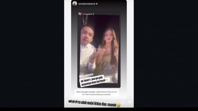 Ayu Dewi protes suaminya bisa tersenyum saat buat konten bareng Nia Ramadhani (mrsayudewi)