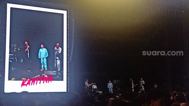 Manggung di Soundfest 2025, Kahitna Beri Kejutan di Lagu Takkan Terganti