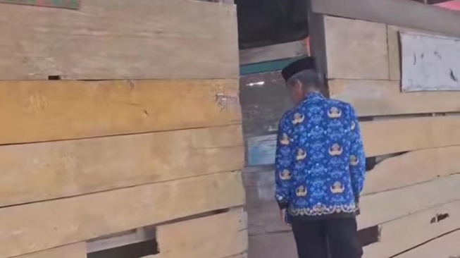 Potret sekolah induk dan kelas jauh SDN 408 Ongkoe di Kabupaten Sidrap, Sulawesi Selatan [SuaraSulsel.id/Istimewa]
