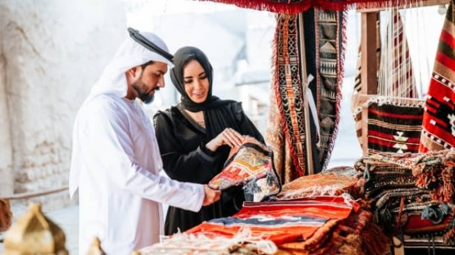 15 Daftar Oleh-oleh Haji Khas Mekkah dan Madinah yang Bernilai Religi