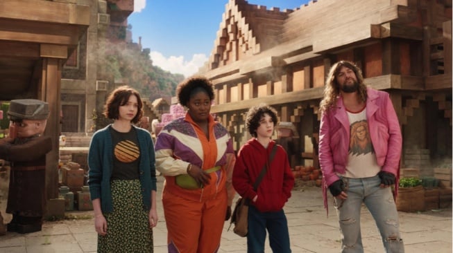 Review Film A Minecraft Movie: Saat Realita dan Dunia Minecraft Bertabrakan