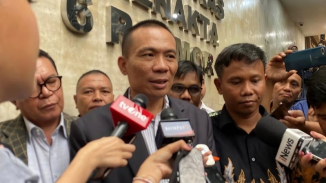 7 Jam Diperiksa, Rismon Ungkap Hasil Analisa Skripsi Jokowi di YouTube yang Bikin Geger