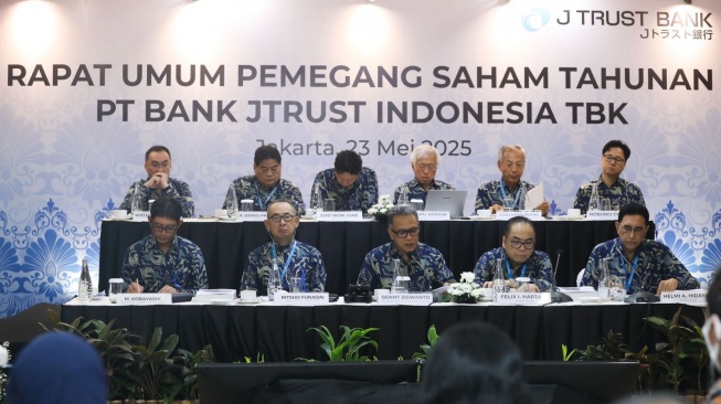 J Trust Bank Catat Pertumbuhan Kredit 11,09 Persen di 2024