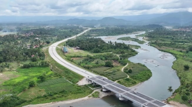 Resmi! Tol Padang-Sicincin Gratis Mulai 28 Mei 2025, Tapi Pengendara Wajib Penuhi Syarat Ini