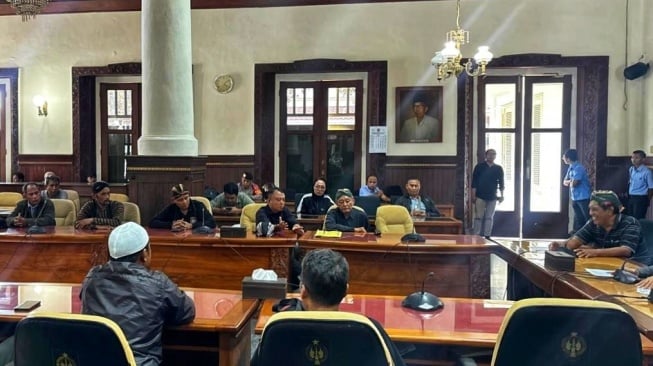 Jeritan UMKM Korban Covid-19, Geruduk DPRD DIY Tuntut Penghapusan Hutang