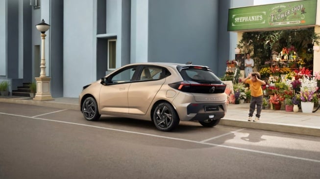 Mobil hatchback Tata Altroz. (Carscoops)