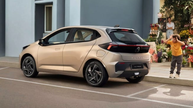 Mobil hatchback Tata Altroz. (Carscoops)