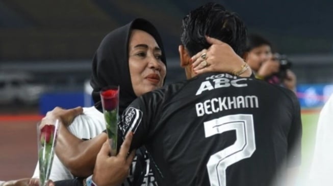 Cerita Beckham Putra Usai Antar Ibunda Pergi Haji: Timnas Indonesia Memanggil [Dok Persib Bandung]