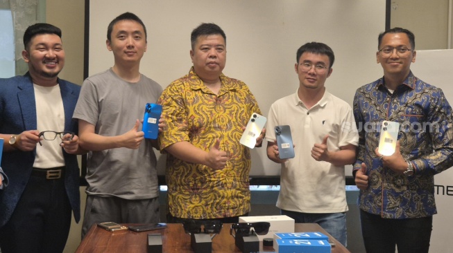 Resmi Comeback ke Indonesia, Meizu Mblu 21 Dihadirkan Harga Tak Sampai Rp 1 Juta di Jakarta pada Rabu 28 Mei 2025. [Suara.com/Dythia] 