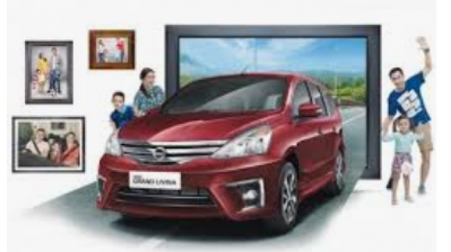 Nissan Grand Livina 2016