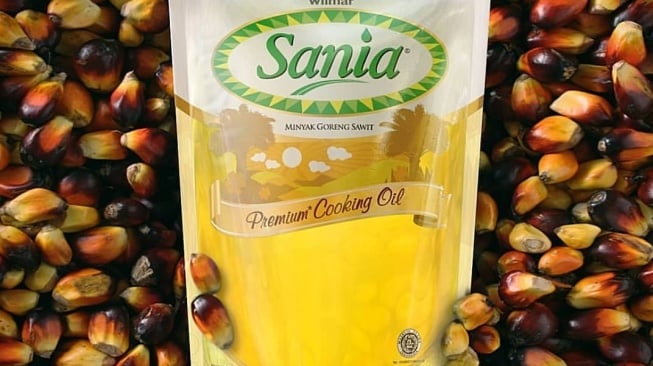 minyak goreng Sania (instagram.com/pastisania)