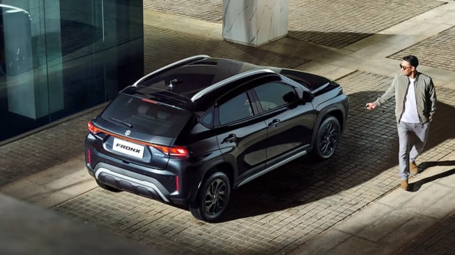 Suzuki Fronx Dirilis: Simak Perbedaan Harga, Fitur dan Spesifikasi dari Versi Basic hingga Tertinggi
