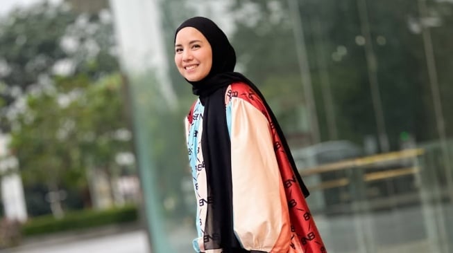 Tya Ariestya Pamit dari Medsos Jelang Berangkat Haji, Hati Bergetar Dapat Doa dan Banjir Hadiah