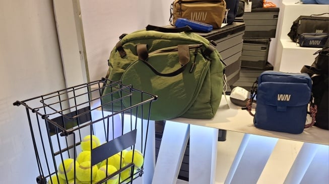 Adapun WN White Noise merilis tas khusus para pecinta padel di dalamnya ada slot buat menyimpan raket padel. [Suara.com/dok]