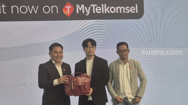 Kolaborasi Telkomsel x Perplexity menghadirkan layanan AI berkualitas dengan paket bundling di Jakarta, Rabu (28/5/2025). [Suara.com/Dythia]