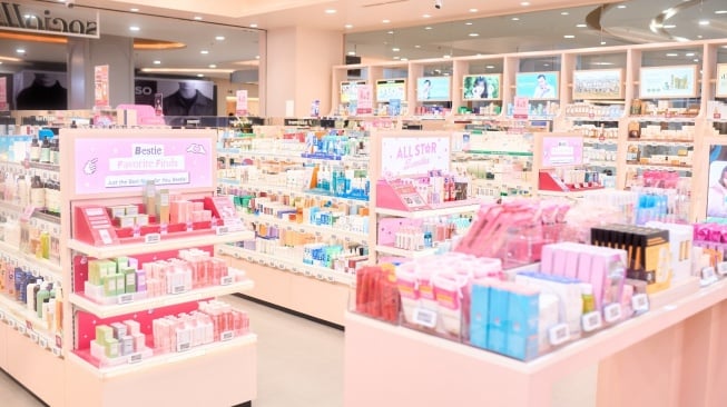 Sociolla Hadirkan Toko Omnichannel Pertama di Padang, Sedia Ribuan Produk Kecantikan 100 Persen BPOM