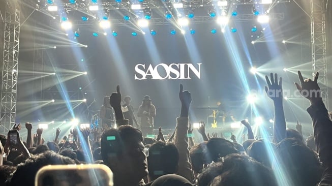 Konser Saosin di Ecovention Ancol, Jakarta Utara pada Rabu, 29 Mei 2025 [Suara.com/Ria Rizki]