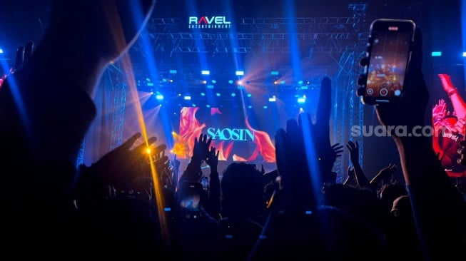 Konser Saosin di Ecovention Ancol, Jakarta Utara pada Rabu, 29 Mei 2025 [Suara.com/Ria Rizki]