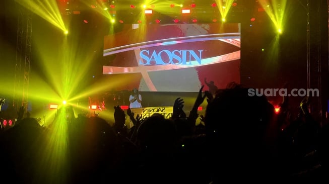 Konser Saosin di Ecovention Ancol, Jakarta Utara pada Rabu, 29 Mei 2025 [Suara.com/Ria Rizki]