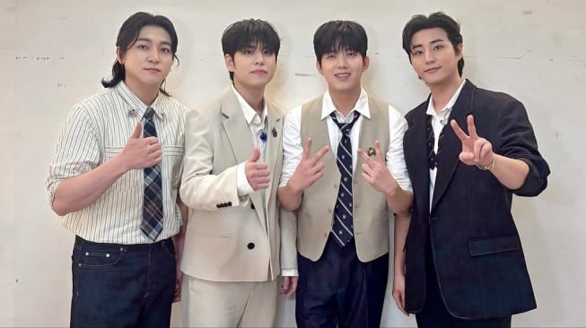 Day6. [Instagram]