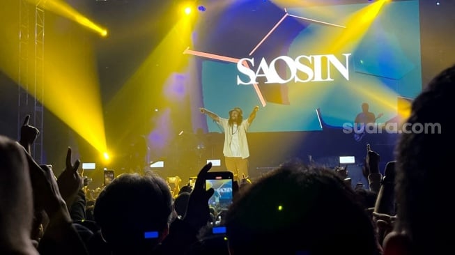 Konser Saosin di Ecovention Ancol, Jakarta Utara pada Rabu, 29 Mei 2025 [Suara.com/Ria Rizki]