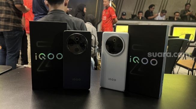 4 Rekomendasi HP iQOO Murah dengan Spesifikasi Mewah, Main Game Lancar Jaya!